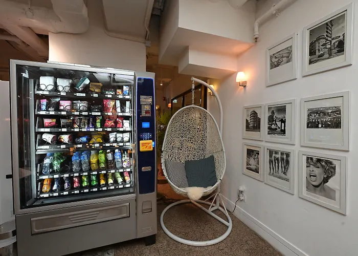 Mini Hotel Causeway Bay